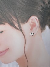 画像をギャラリービューアに読み込む, Miu's Petit(ミウズ・プティ)- 2ペアピアス